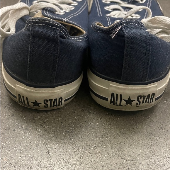 Converse Navy Sneakers with White Accents - Picture 4 of 4
